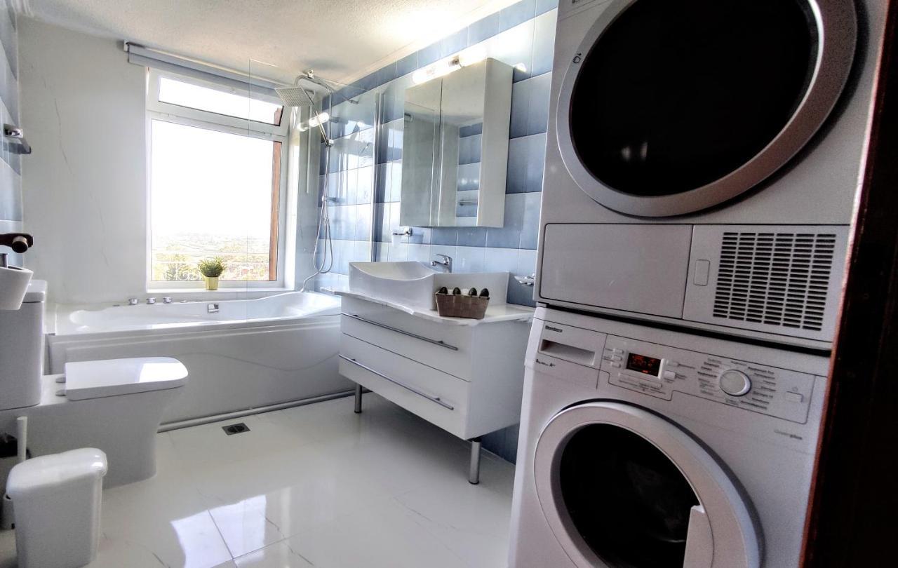 The Elysian At Nicopolis Jacuzzi Appartement Nikopolis Buitenkant foto